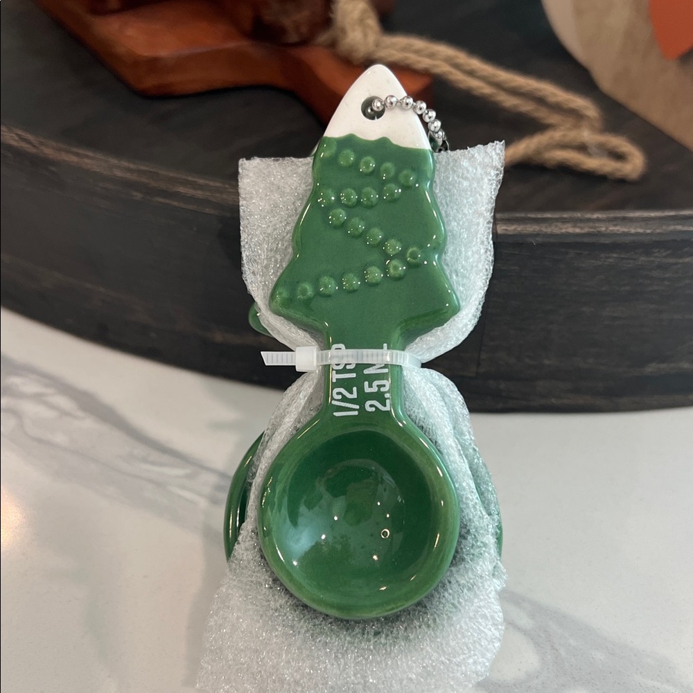 🎄🌲3pc Measuring spoons.